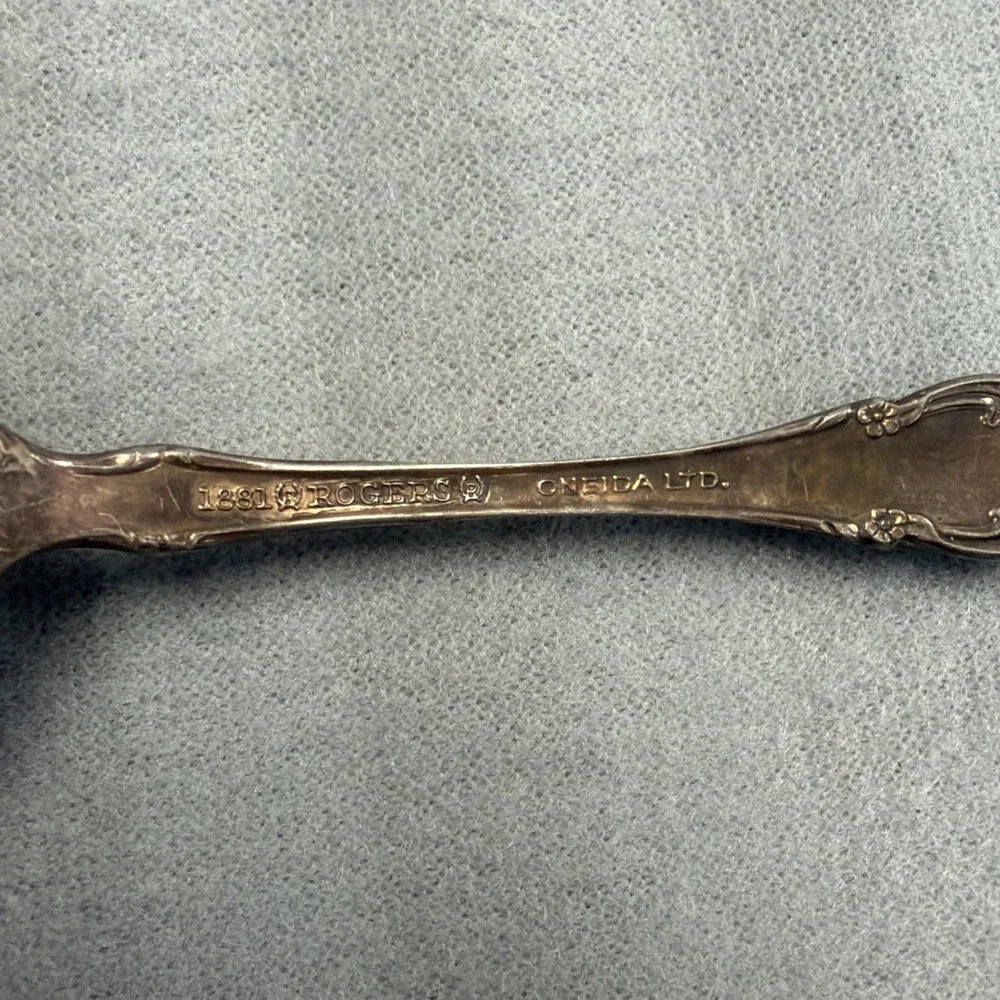 1881 Rogers‎ Silverplate Scalloped Sugar/Serving Spoon & Pickle Fork